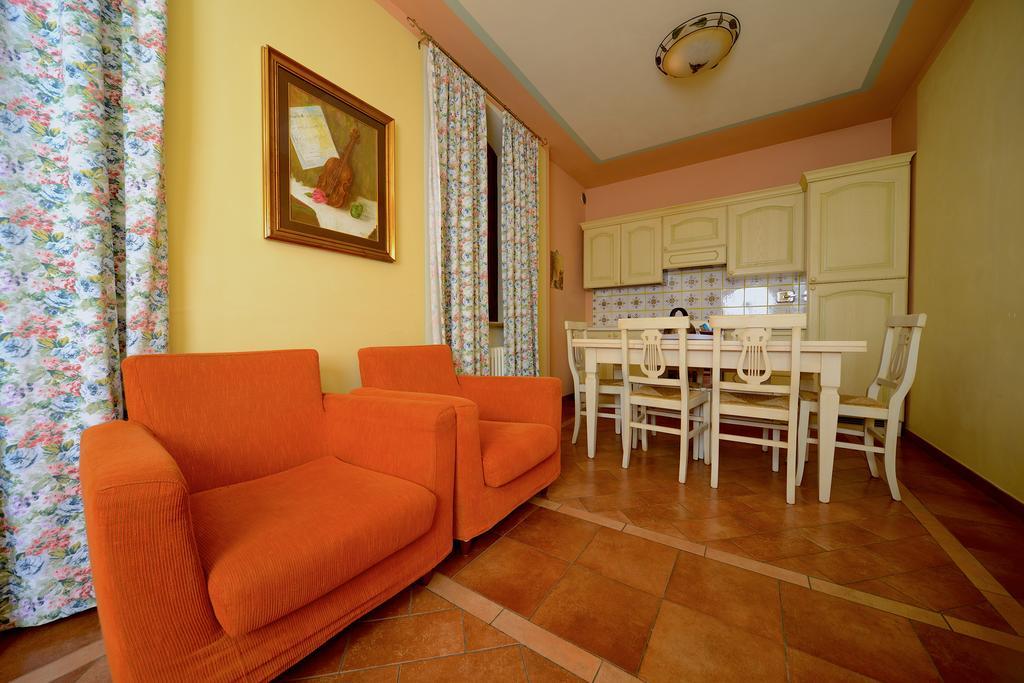 Residenze L'Uncinaia Holiday House Bed & Breakfast Perugia Exterior photo